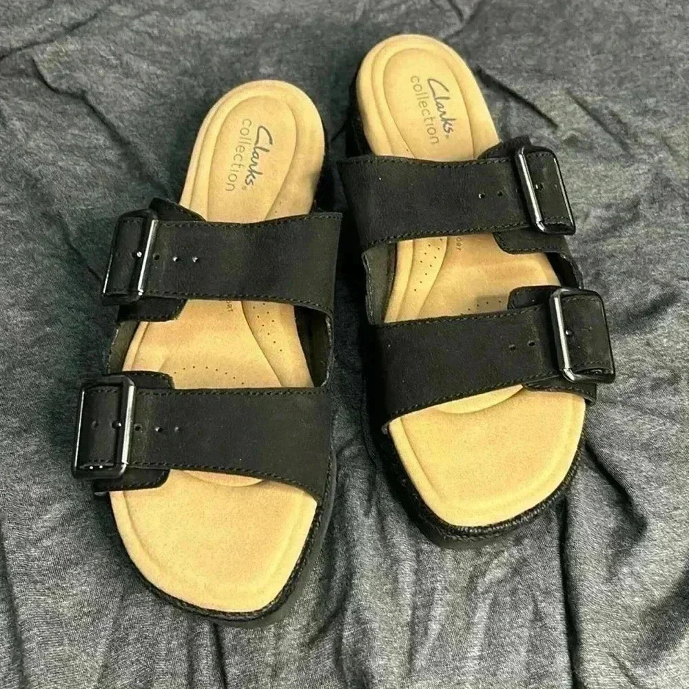 Clark’s women’s black leather sandals 81/2M